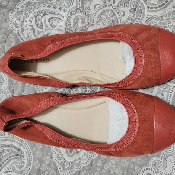 Cole Haan Elbridge Red Suede Comfort Flats Leather Cap Toe Women's 8.5 - Picture 2 of 5